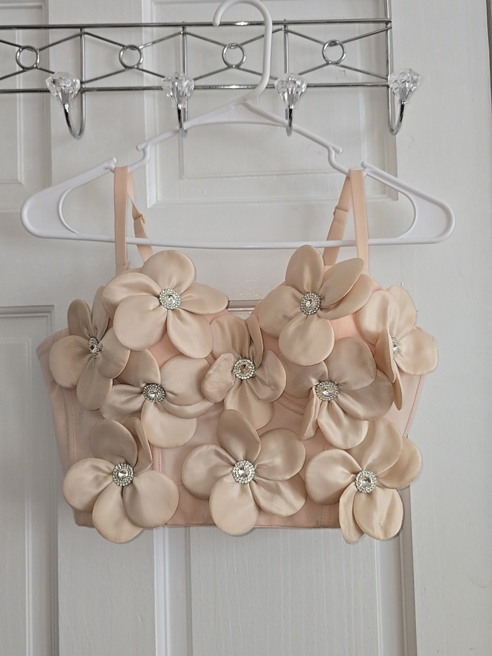 Beige Floral Appliqué Crop Top